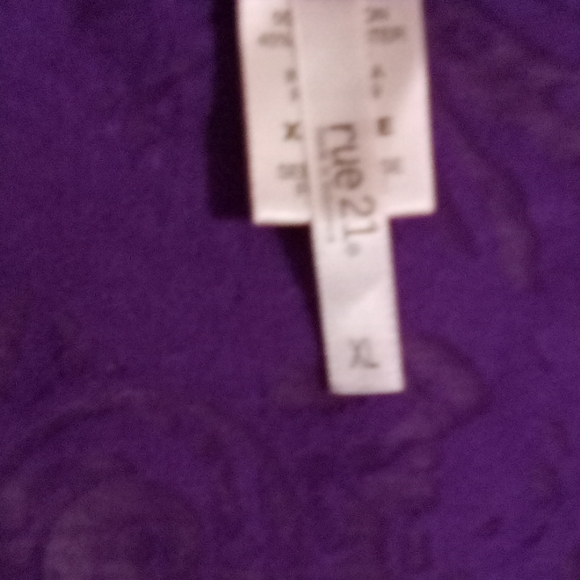 Shirt - Picture 2 of 2